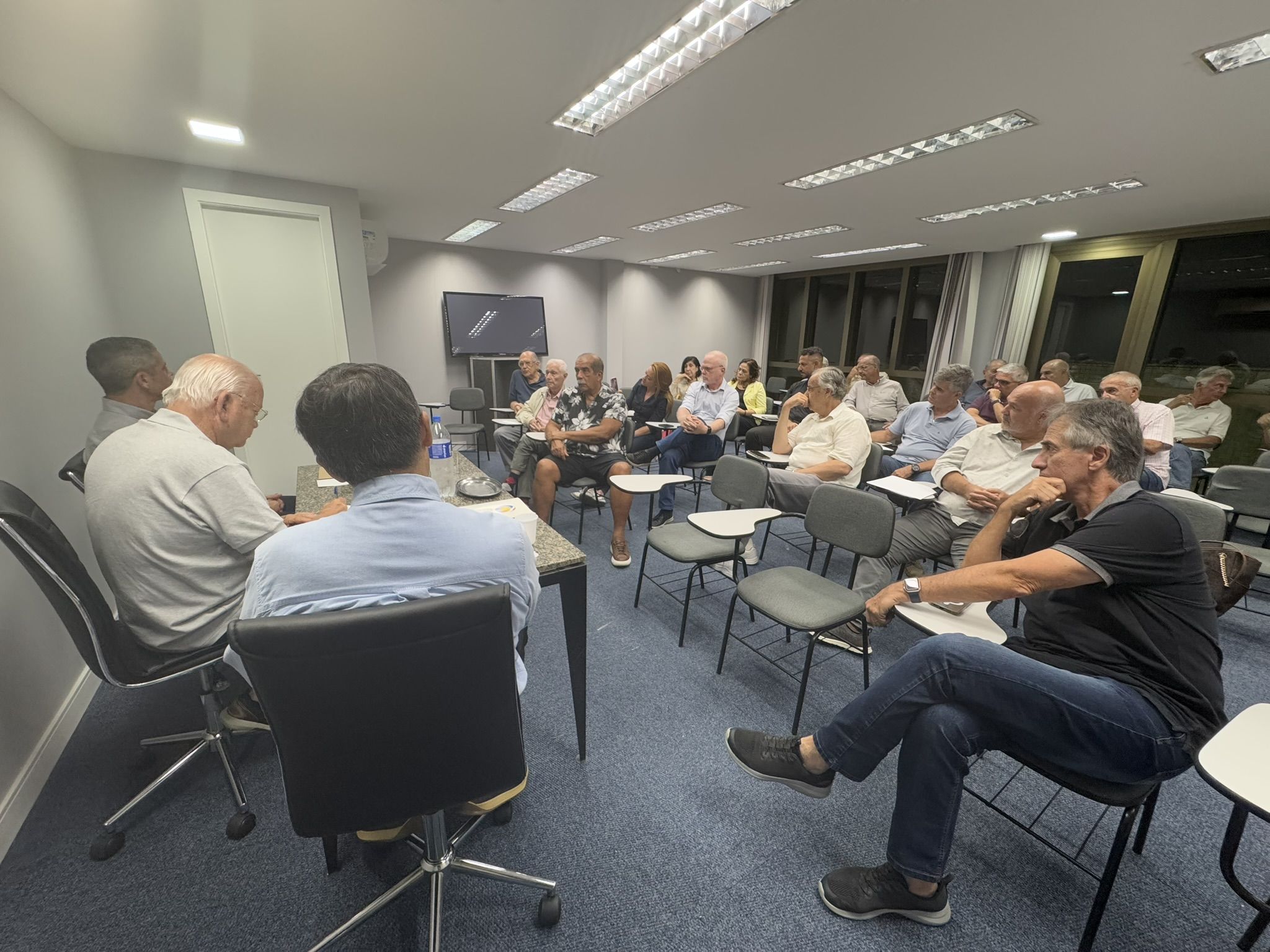Reunião na Câmara Comunitária da Barra da Tijuca debate ações para 2025